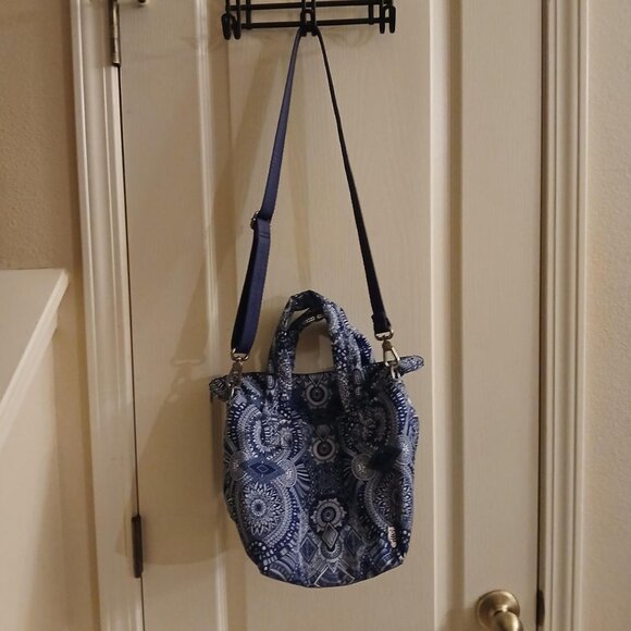 NWT Sakroots Culver boho print crossbody tote bag with removable & cosmetic bag - Picture 4 of 10
